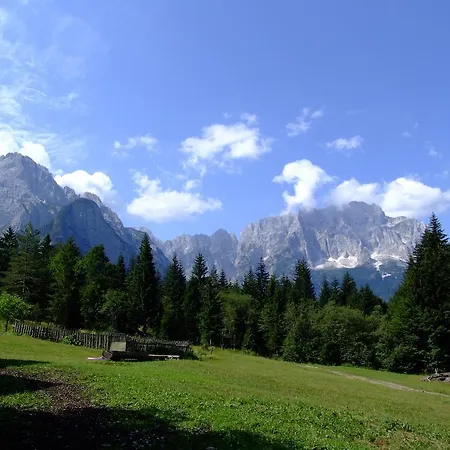 Alloggio per agriturismo Prati Oitzinger Valbruna